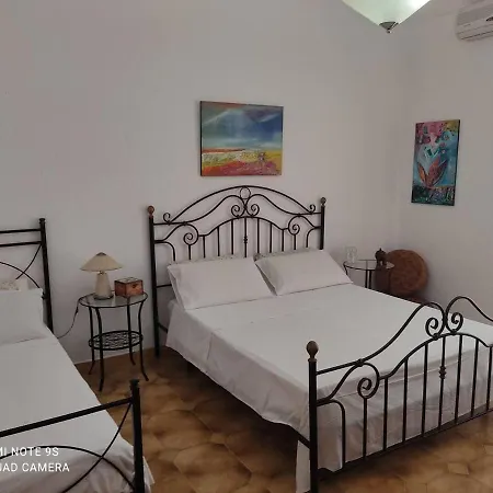 Amanda Casa בית הארחה