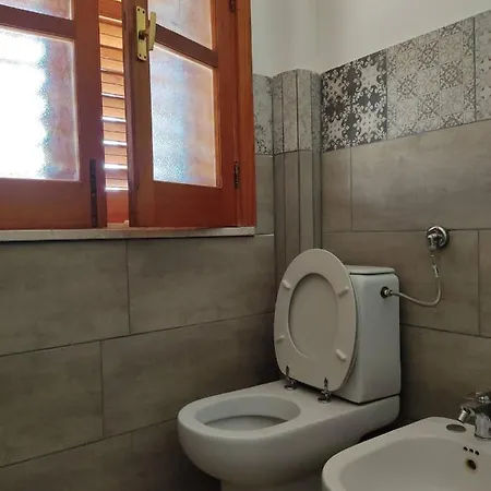 Amanda Casa Avola