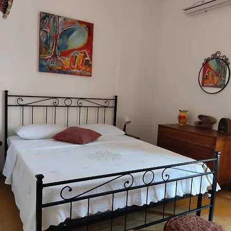 Amanda Casa 4* Avola